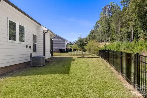 Exterior - 936 Scotch Meadows Loop, Monroe, NC 28110 photo 5 of 7