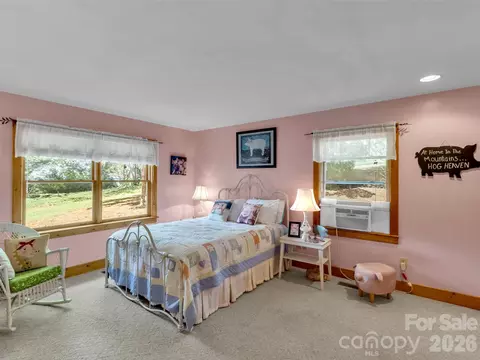 Bedroom - 136 Buchanan Loop, Sylva, NC 28779 photo 1 of 4
