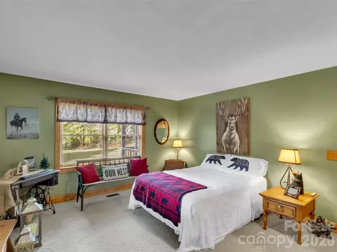 Bedroom - 136 Buchanan Loop, Sylva, NC 28779 photo 3 of 4