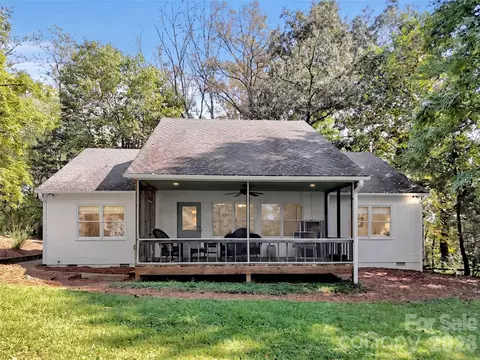 Exterior - 136 Buchanan Loop, Sylva, NC 28779 photo 7 of 8