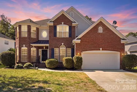 1008 Grayscroft Dr, Waxhaw, NC 28173