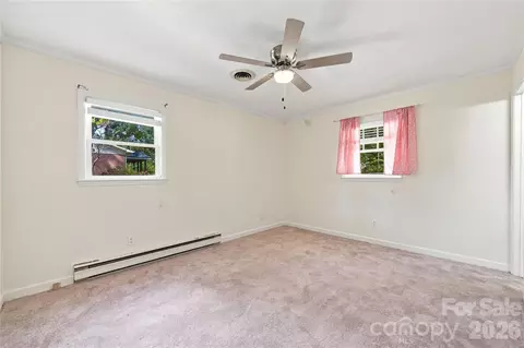 Bedroom - 556 Oakhaven Dr, Lancaster, SC 29720 photo 5 of 8