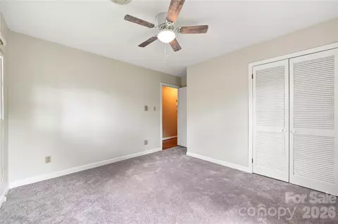 Bedroom - 556 Oakhaven Dr, Lancaster, SC 29720 photo 4 of 8