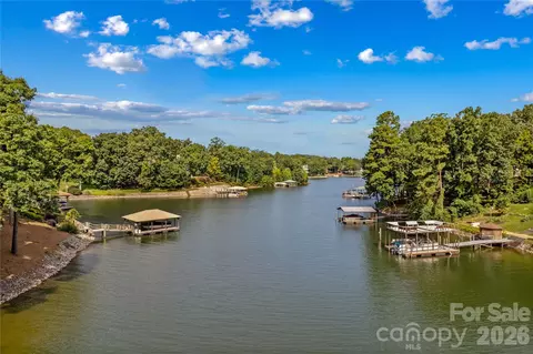 173 Waddell Rd, Mooresville, NC 28117