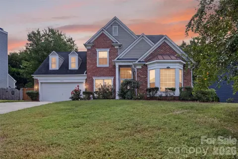 11325 Longhedge Ln, Charlotte, NC 28273