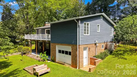 Exterior - 37 Home Place Ln, Hickory, NC 28601 photo 13 of 14