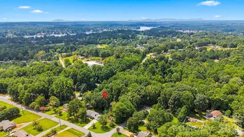 View/Area - 37 Home Place Ln, Hickory, NC 28601 photo 2 of 4
