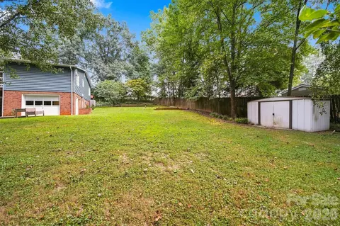 Exterior - 37 Home Place Ln, Hickory, NC 28601 photo 11 of 14