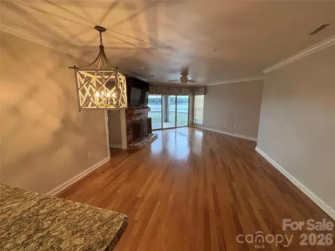 Living - 1332 Torrence Cir, Davidson, NC 28036 photo 6 of 11