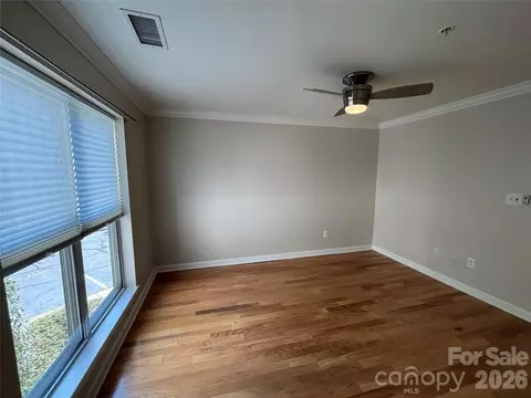 Living - 1332 Torrence Cir, Davidson, NC 28036 photo 10 of 11