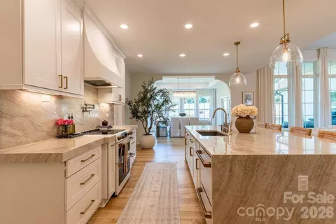 Kitchen - 4413 Holly Ne Cir NE, Conover, NC 28613 photo 5 of 7