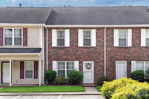 221 Linkside Se 5 Ct SE #5, Lenoir, NC 28645