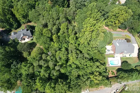 3924 Deer Run Ne Dr NE, Conover, NC 28613 photo 3