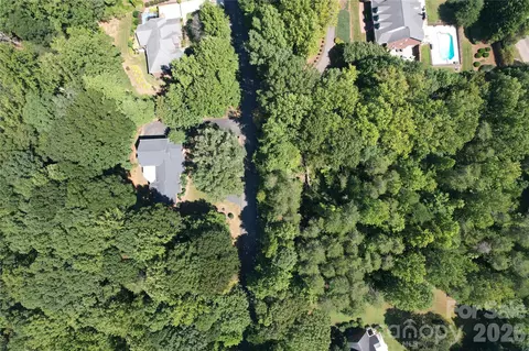 3924 Deer Run Ne Dr NE, Conover, NC 28613 photo 7
