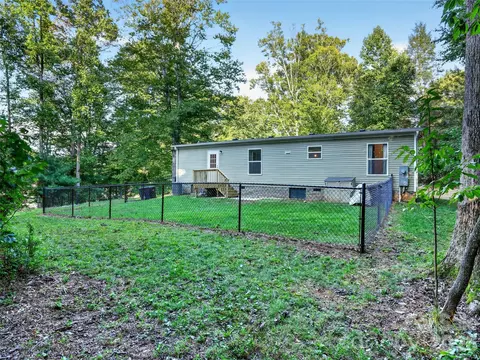 Exterior - 117 Eade Rd, Etowah, NC 28729 photo 4 of 5