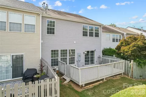 Exterior - 8819 Ormeau Dr, Charlotte, NC 28277 photo 5 of 6