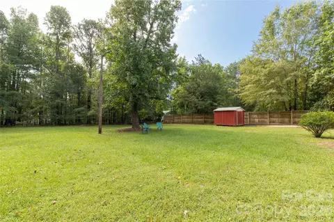 Exterior - 1242 Stringfellow Rd, Chester, SC 29706 photo 5 of 5