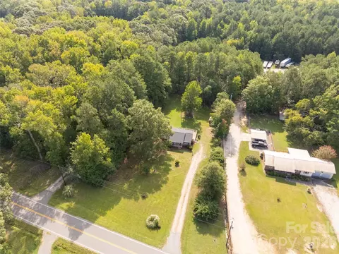 View/Area - 1242 Stringfellow Rd, Chester, SC 29706 photo 2 of 7