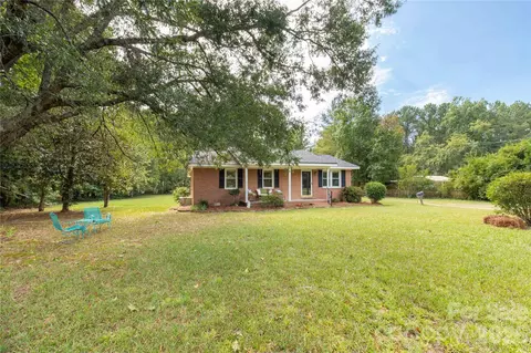 Exterior - 1242 Stringfellow Rd, Chester, SC 29706 photo 2 of 5