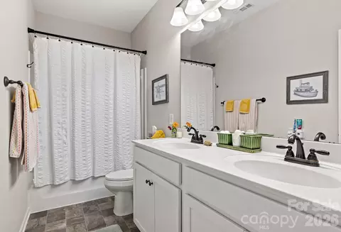 Bath - 520 Stickley Pl, Lancaster, SC 29720 photo 3 of 3