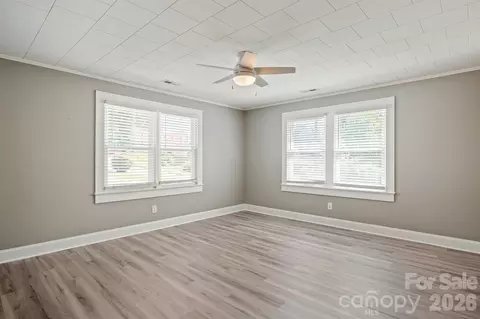 Living - 106 Cascade St, Morganton, NC 28655 photo 4 of 6