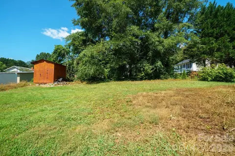 Exterior - 106 Cascade St, Morganton, NC 28655 photo 5 of 5