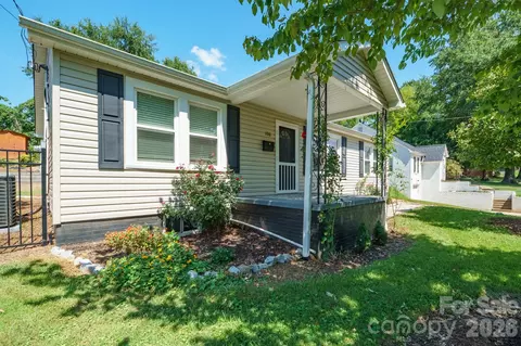 Exterior - 106 Cascade St, Morganton, NC 28655 photo 3 of 5