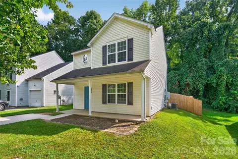 1428 Griers Grove Rd, Charlotte, NC 28216
