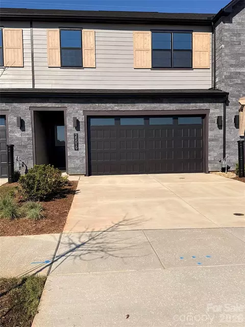 25019 Sprenger Dr, Cornelius, NC 28031