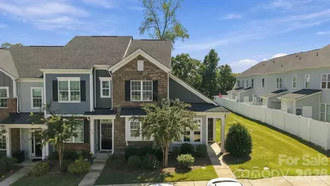 510 Dorman St, Belmont, NC 28012