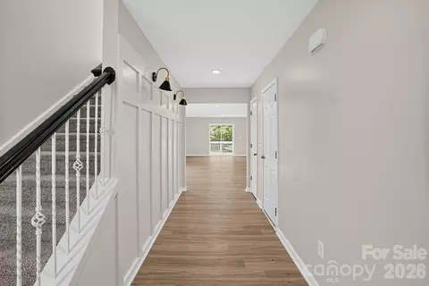 Entry Way - 3152 Treyson Dr, Denver, NC 28037 photo 2 of 3