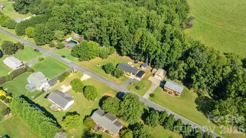 View/Area - 2428 Side Ln, Conover, NC 28613 photo 3 of 3