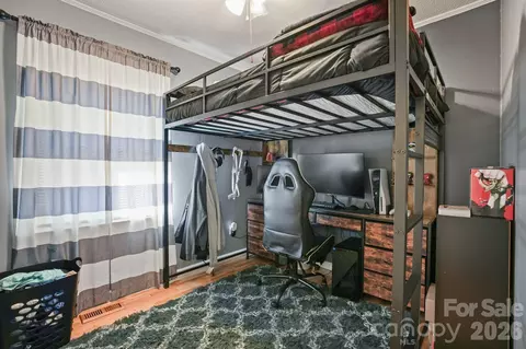 Bedroom - 2428 Side Ln, Conover, NC 28613 photo 6 of 6