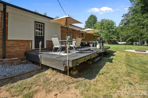 Exterior - 2428 Side Ln, Conover, NC 28613 photo 5 of 5