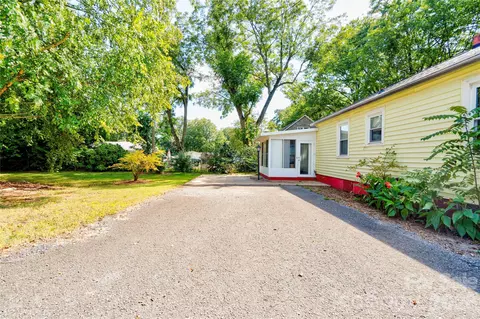 Exterior - 4538 Fallston Rd, Shelby, NC 28150 photo 4 of 6