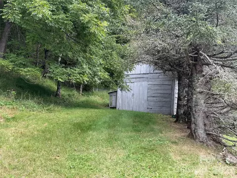 000 Puncheon Fork Rd, Mars Hill, NC 28754 photo 5