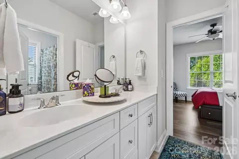 Bath - 263 Forsythia Ln, Tega Cay, SC 29708 photo 5 of 5