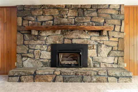 Living - 223 Cherry St, Sylva, NC 28779 photo 7 of 8