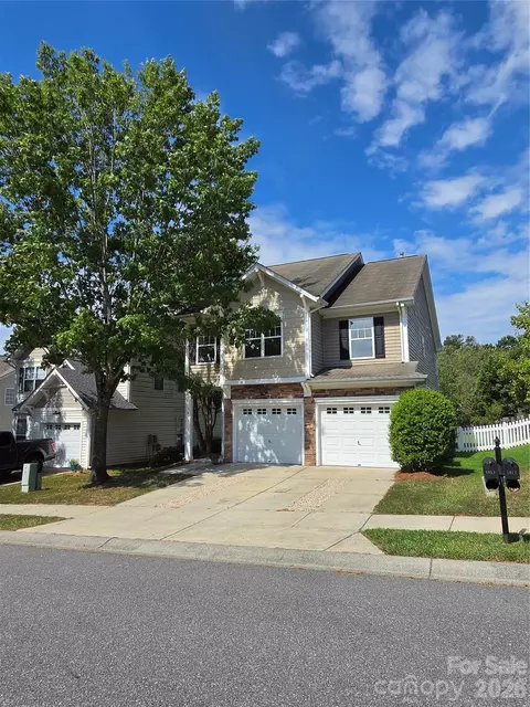 1813 Crabapple Tree Ln, Charlotte, NC 28214