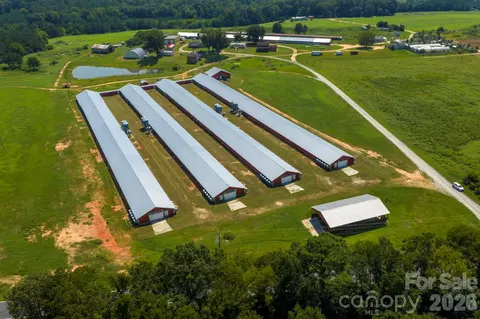 149 Thompson Farm Rd, Rockingham, NC 28379
