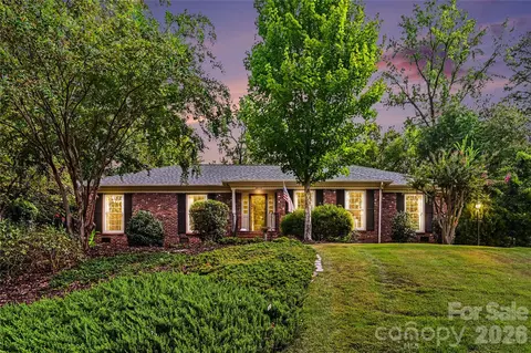 2610 Tattersall Dr, Charlotte, NC 28210