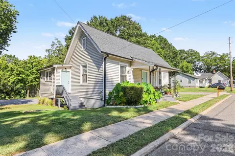 Exterior - 1104 W 7th Ave, Gastonia, NC 28052 photo 2 of 7
