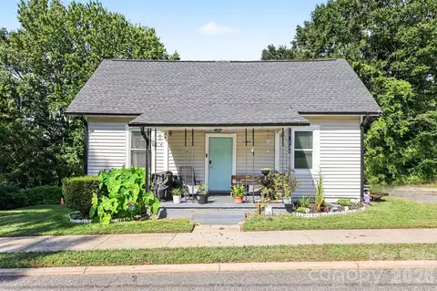 1104 W 7th Ave, Gastonia, NC 28052