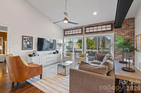 56 Patton 404 Ave #404, Asheville, NC 28801
