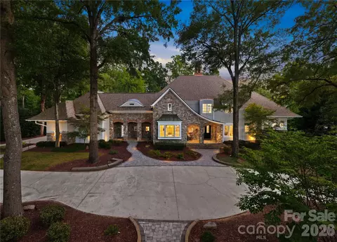 6239 Sharon Hills Rd, Charlotte, NC 28210