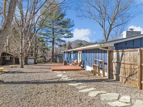 Exterior - 435 Thermal View Dr, Tryon, NC 28782 photo 2 of 4