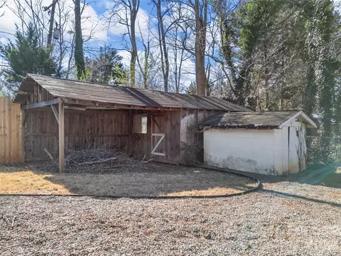 Exterior - 435 Thermal View Dr, Tryon, NC 28782 photo 4 of 4