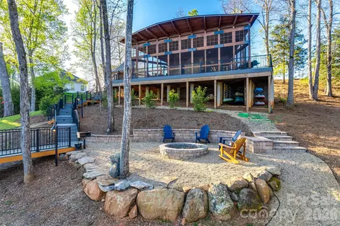 Exterior - 15229 Windward Ln, Lancaster, SC 29720 photo 7 of 9