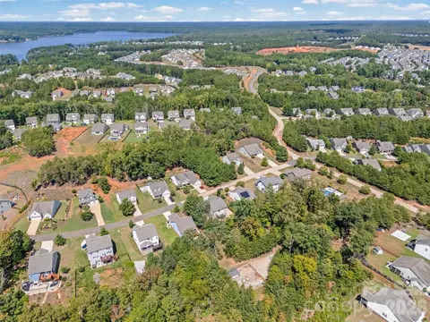 View/Area - 15229 Windward Ln, Lancaster, SC 29720 photo 4 of 11