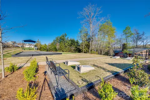 View/Area - 15229 Windward Ln, Lancaster, SC 29720 photo 9 of 11
